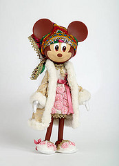 2592742154 1095164615 m Minnie cumple 80 años y se viste de alta costura