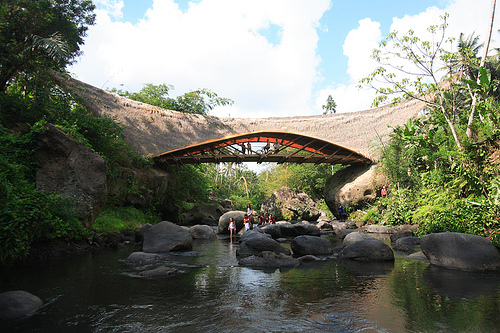 3371068618 3a5cb2ebf1 Espacios Cool para Niños: Green School en Bali